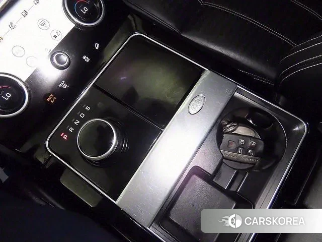 Land Rover Range Rover Velar 2018 Серебристо-серый из Кореи, фото 3