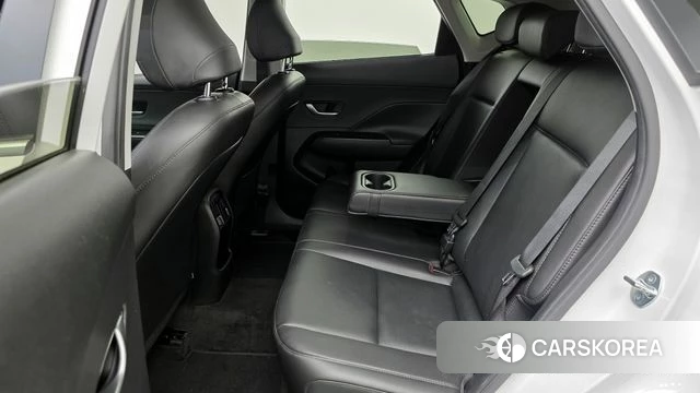 Hyundai Kona (SX2) 2023 Белый из Кореи, фото 3