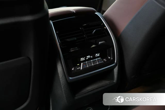 BMW X6 (G06) 2023 Черный из Кореи, фото 3
