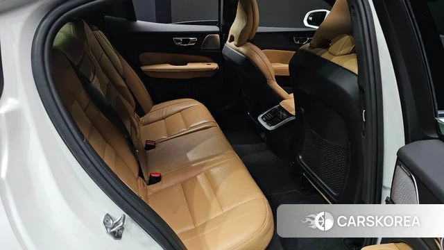 Volvo S60 3rd generation 2020 Белый из Кореи, фото 3