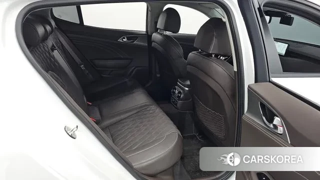 Kia Stinger Meister 2023 Белый из Кореи, фото 3