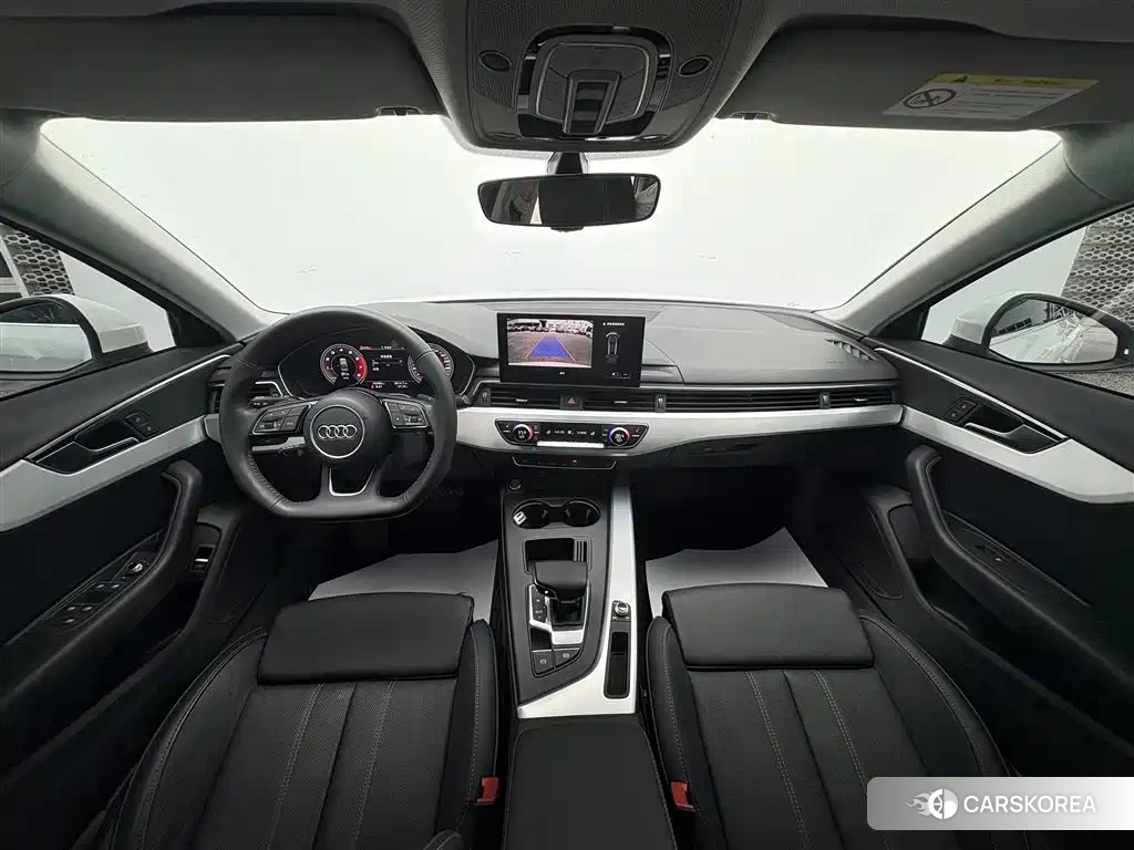 Audi A4L 2022 Белый из Китая, фото 3