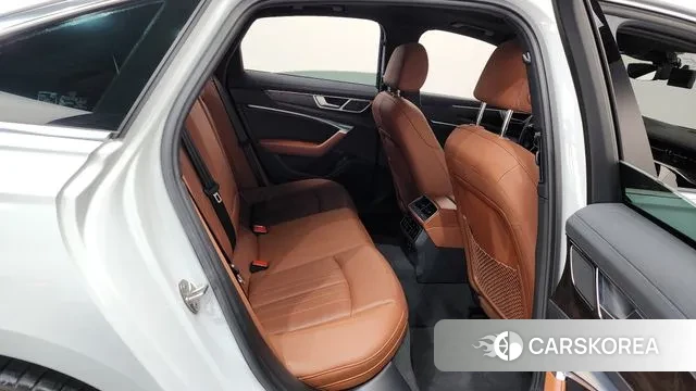 Audi A6 (C8) 2019 Белый из Кореи, фото 3