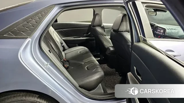 Hyundai The New Avante (CN7) 2023 Небесно-голубой из Кореи, фото 3