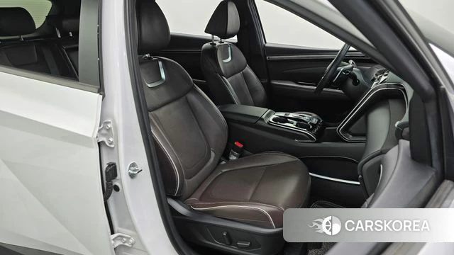 Hyundai Tucson (NX4) 2021 Белый из Кореи, фото 3