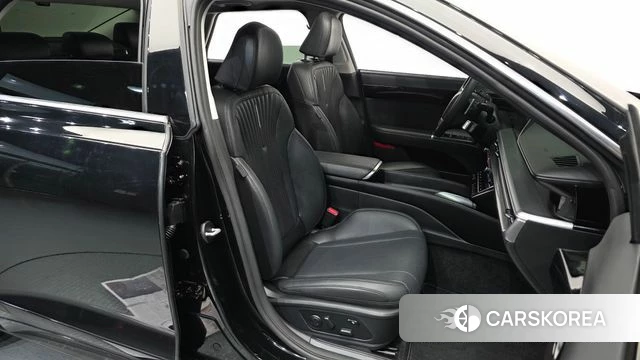 Hyundai Grandeur Hybrid (GN7) 2023 Черный из Кореи, фото 3