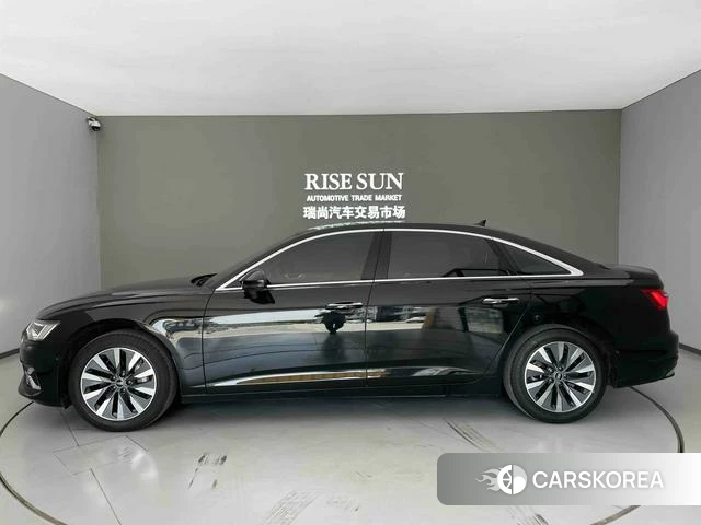 Audi A6L 2023 Черный из Китая, фото 3