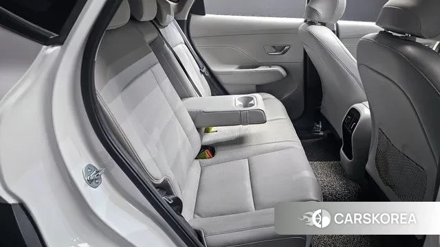 Hyundai Kona (SX2) 2023 Белый из Кореи, фото 3