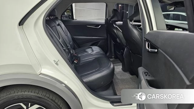 Kia Di All New Niro EV 2023 Белый из Кореи, фото 3