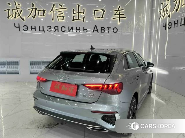 Audi A3 2023 Темно-серый из Китая, фото 3