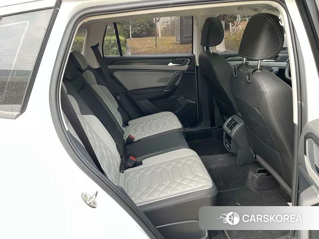Volkswagen Tanyue 2024 Белый из Китая, фото 3