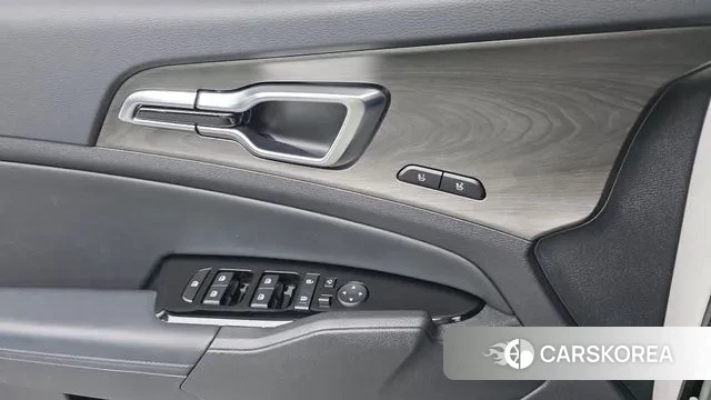 Kia Sportage 5th Generation 2024 Белый из Кореи, фото 3