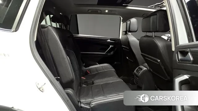 Volkswagen Tiguan Allspace 2020 Белый из Кореи, фото 3