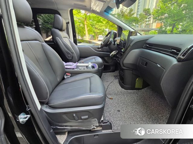 Hyundai Staria 2024 Черный из Кореи, фото 3