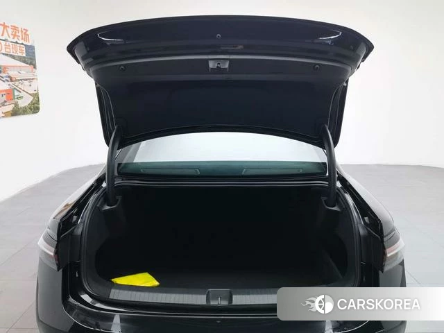 Volkswagen Passat 2025 Черный из Китая, фото 3