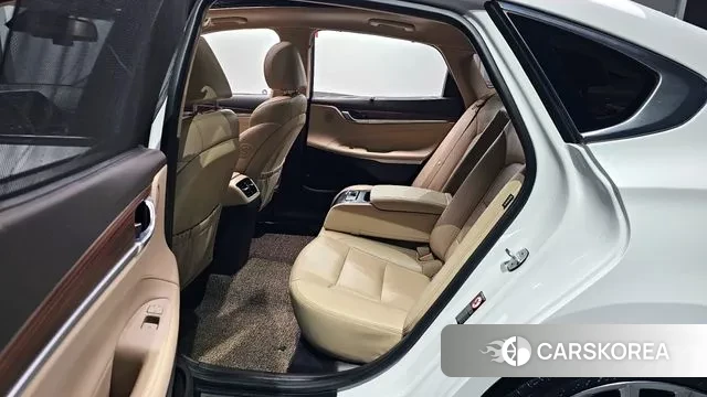 Hyundai Grandeur IG 2018 Белый из Кореи, фото 3