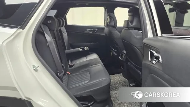 Kia Sportage 5th Generation Hybrid 2024 Белый из Кореи, фото 3