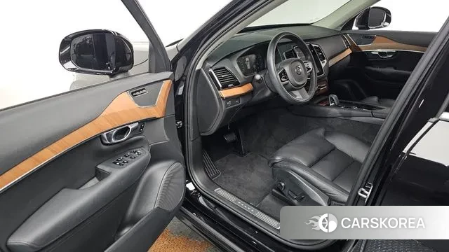 Volvo XC90 second Generation 2021 Черный из Кореи, фото 3