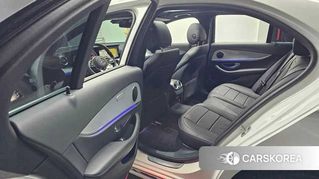 Mercedes-Benz E-Class W213 2019 Белый из Кореи, фото 3