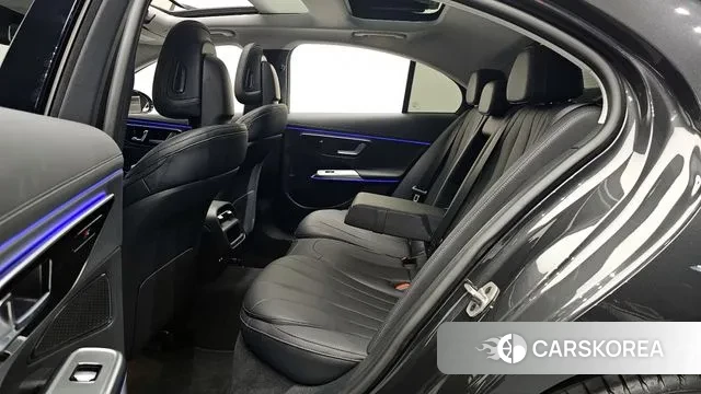 Mercedes-Benz E-Class W214 2025 Черный из Кореи, фото 3