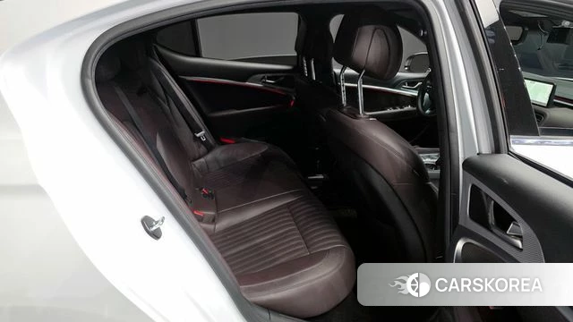 Genesis The New G70 2022 Белый из Кореи, фото 3