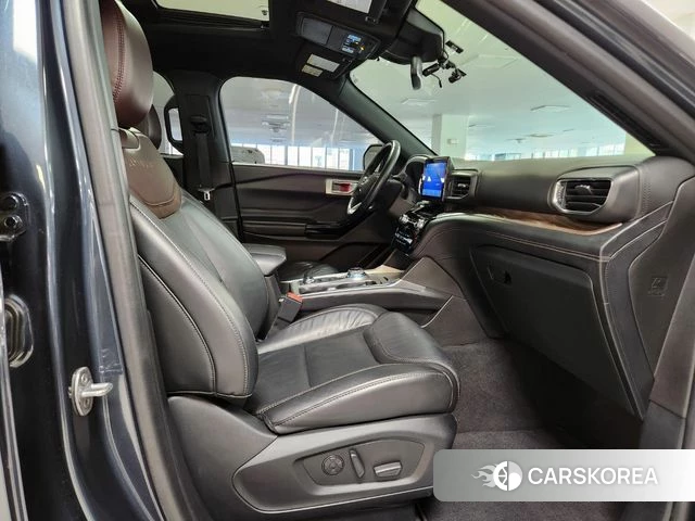 Ford Explorer 6th Generation 2022 Синий из Кореи, фото 3