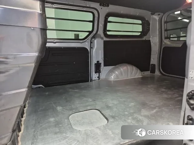 Hyundai The New Grand Starex 2021 Серебристо-серый из Кореи, фото 3