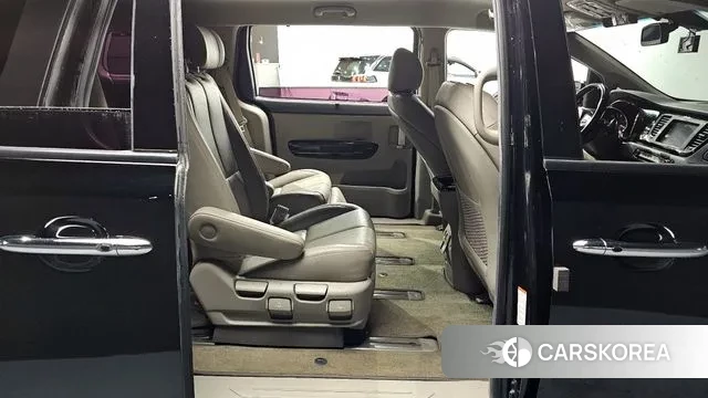 Kia The New Carnival 2019 Черный из Кореи, фото 3