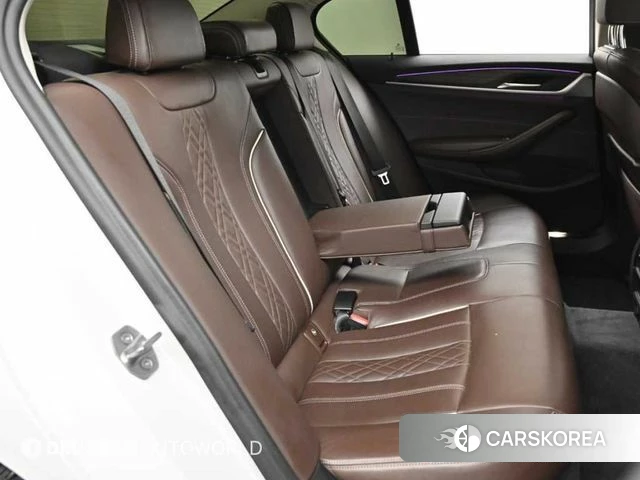 BMW 5 Series (G30) 2019 Черный из Кореи, фото 3