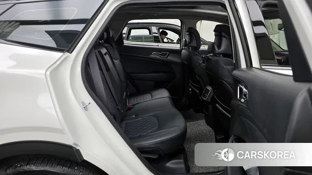 Kia Sportage 5th Generation 2023 Белый из Кореи, фото 3