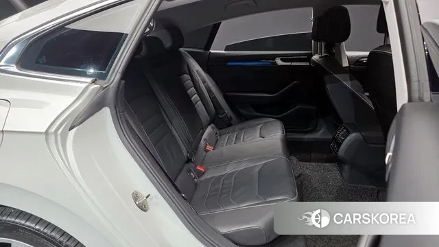 Volkswagen Arteon 2022 Белый из Кореи, фото 3