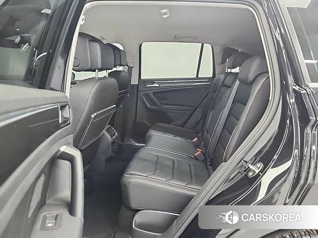 Volkswagen Tiguan second Generation 2020 Черный из Кореи, фото 3