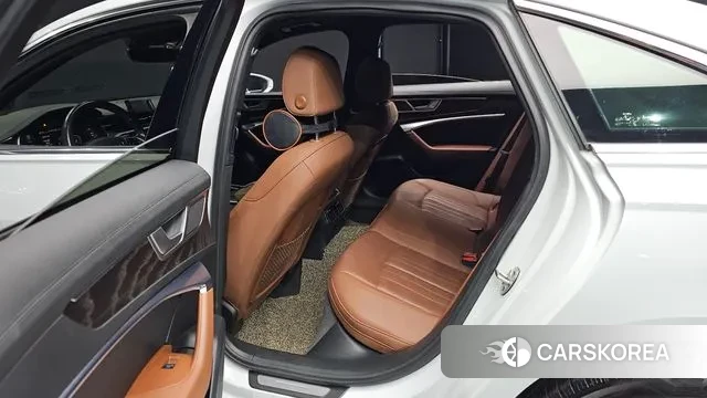 Audi A6 (C8) 2021 Белый из Кореи, фото 3