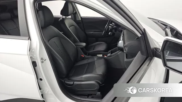 Hyundai Kona Hybrid (SX2) 2025 Белый из Кореи, фото 3