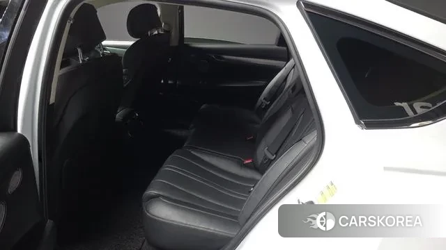 Genesis Electrified G80 (RG3) 2022 Белый из Кореи, фото 3