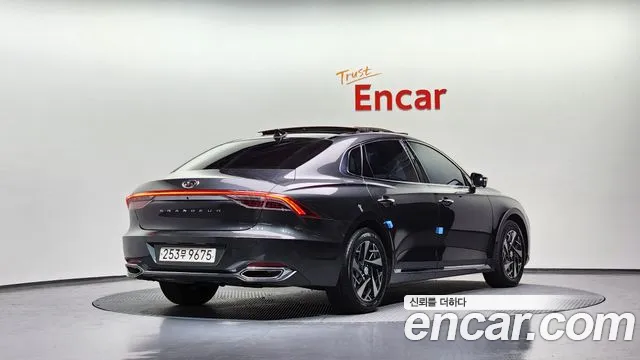 Hyundai The New Grandeur IG Hybrid id 2694312 из Кореи 3