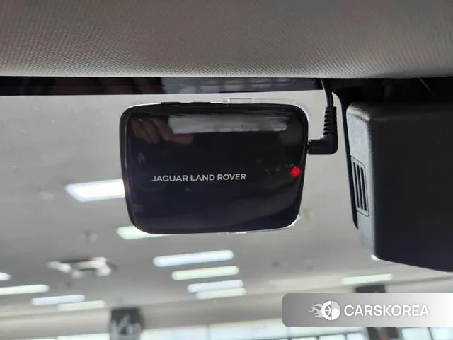 Land Rover Defender (L663) 2023 Коричневый из Кореи, фото 3