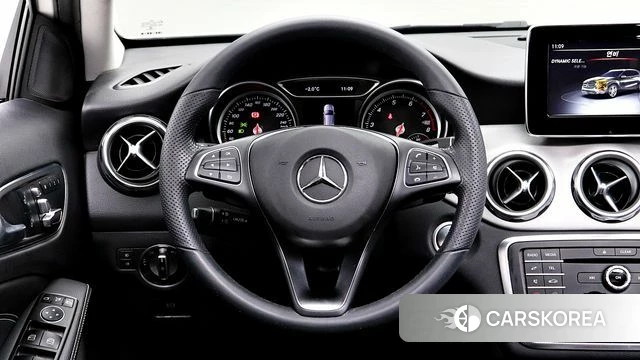 Mercedes-Benz GLA-Class X156 2019 Белый из Кореи, фото 3