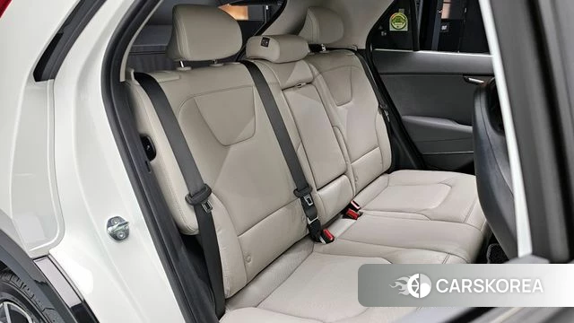 Kia Di Ol Nu Niro 2022 Белый из Кореи, фото 3
