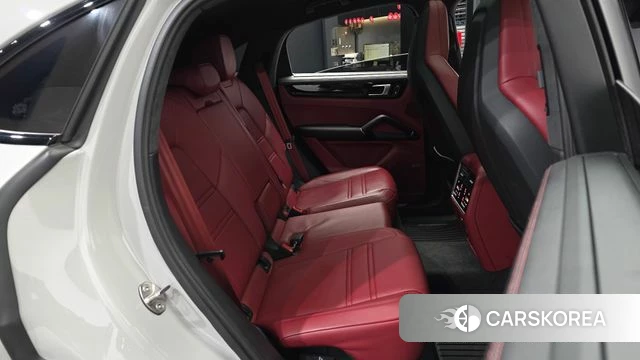 Porsche Cayenne (PO536) 2023 Серебристо-серый из Кореи, фото 3