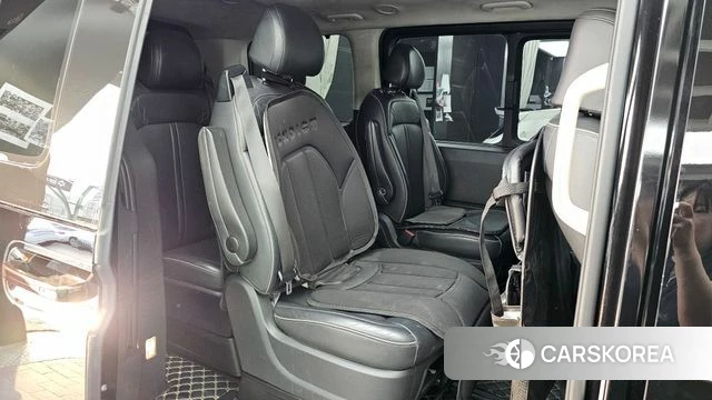 Hyundai Staria 2021 Черный из Кореи, фото 3