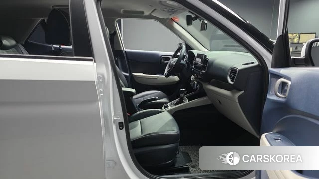 Hyundai Venue 2022 Белый из Кореи, фото 3