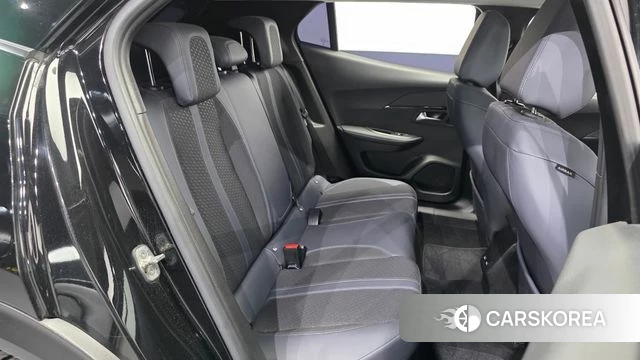 Peugeot 2008 Second generation 2021 Черный из Кореи, фото 3