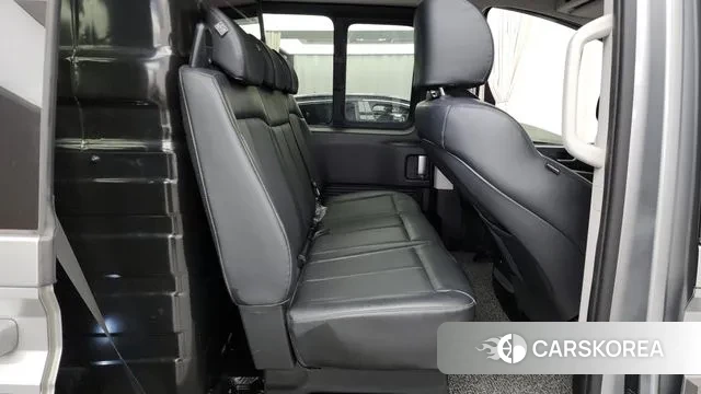 Hyundai Staria 2022 Серебристо-серый из Кореи, фото 3