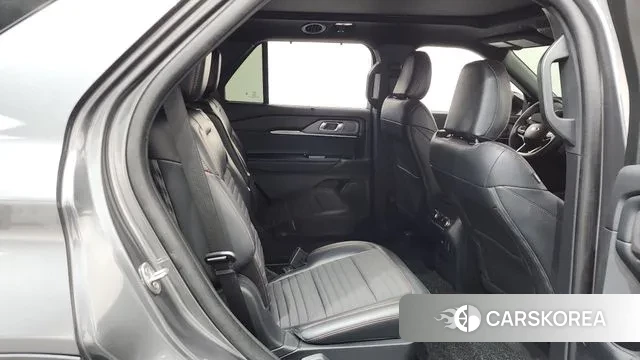 Ford Explorer 6th Generation 2024 Серый из Кореи, фото 3