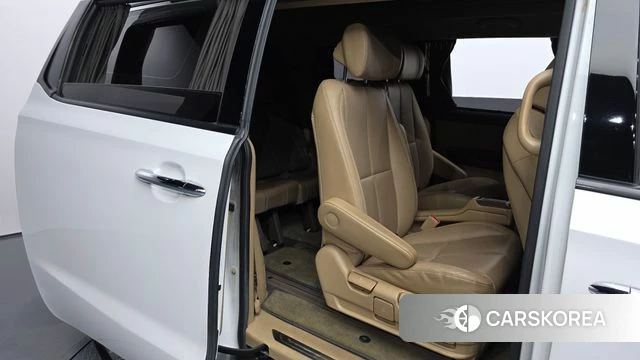 Kia All New Carnival 2018 Белый из Кореи, фото 3