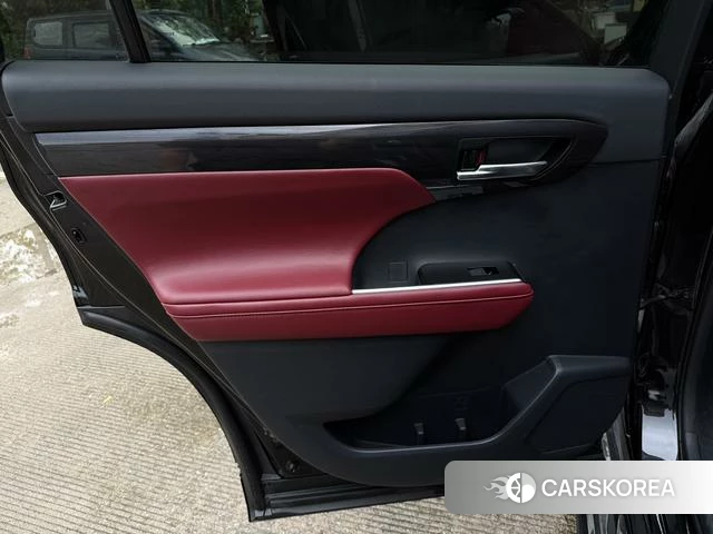 Toyota Crown Lufang 2021 Черный из Китая, фото 3
