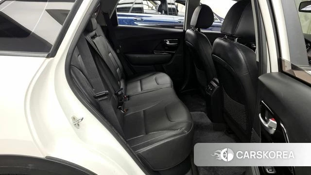 Kia Niro EV 2021 Белый из Кореи, фото 3