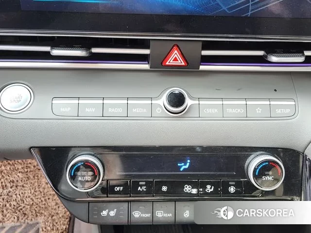 Hyundai The New Avante (CN7) 2023 Небесно-голубой из Кореи, фото 3