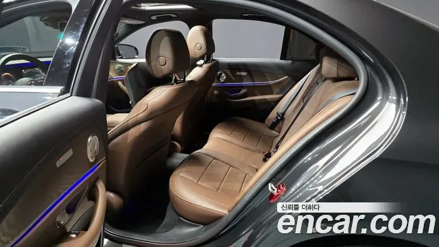 Mercedes-Benz E-Class W213 2021 Серый из Кореи, фото 3